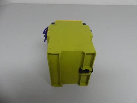 Pilz PNOZ X11P 230-240VAC 24VDC 7n/o 1n/c 2so 777086