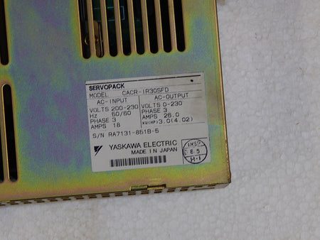 YASKAWA  SERVOPACK  CACR-IR30SFD  s.Bilder