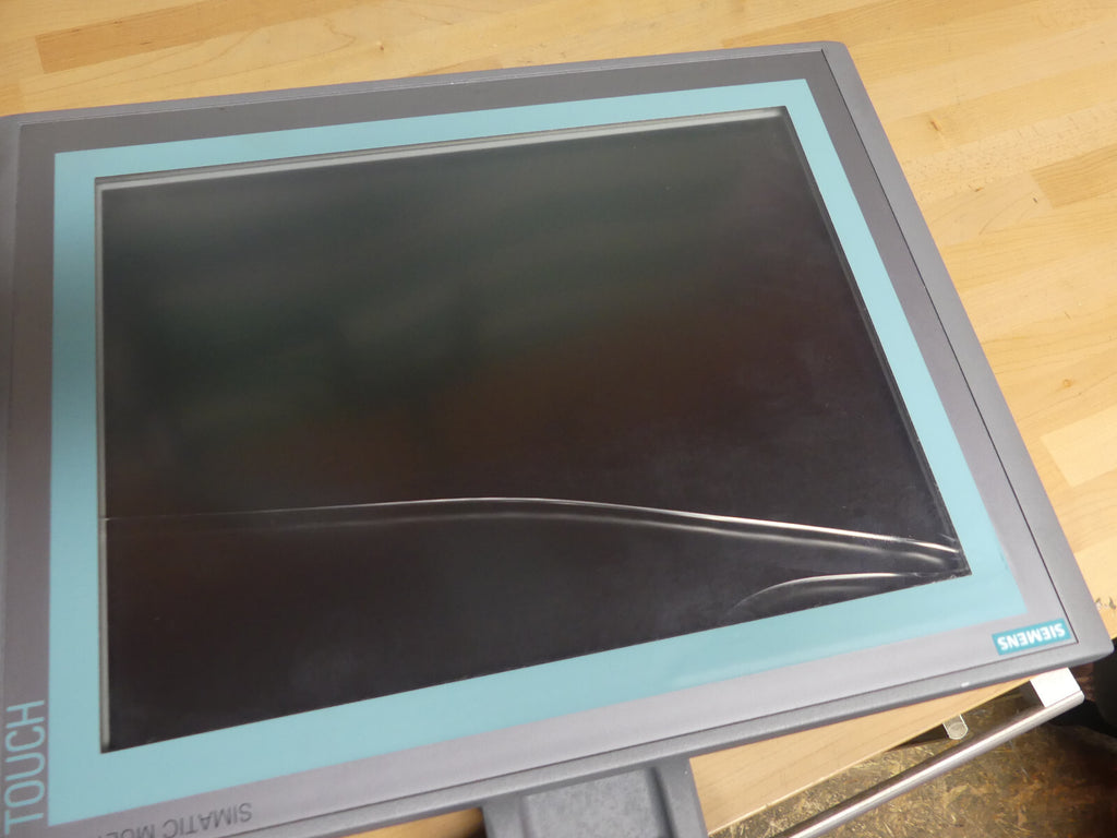 Siemens 6AV6 644-2AB01-2AX0   6AV6644-2AB01-2AX0 leicht beschädigt