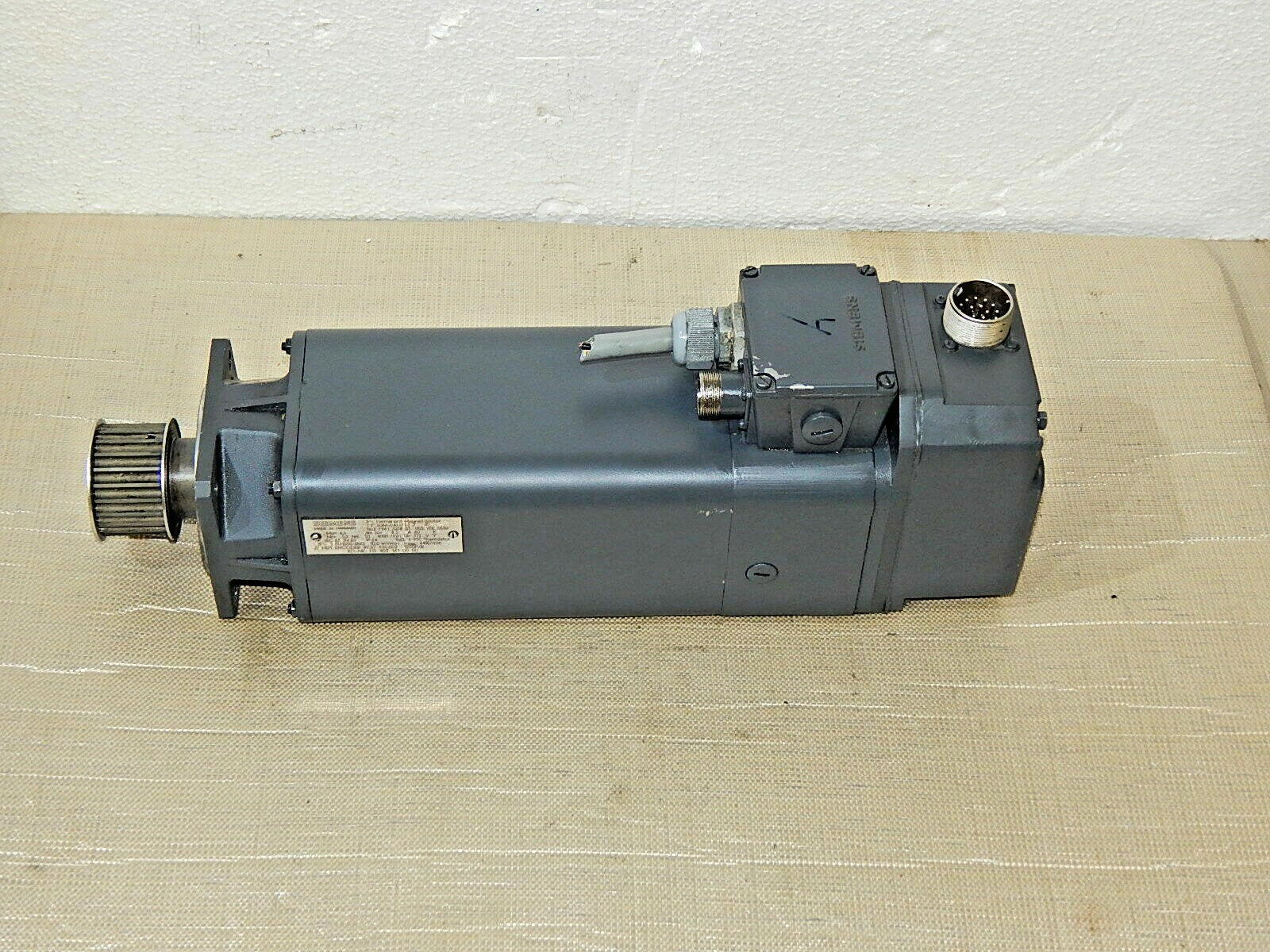  Siemens 3~Permanent Magnet Motor  1FT5066-0AG71-2-Z used