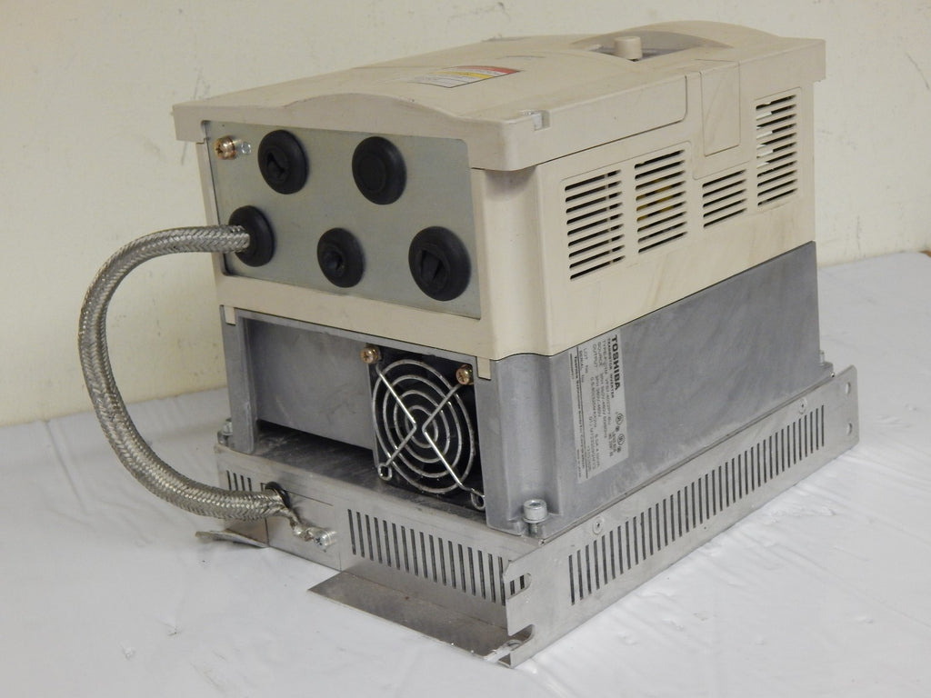Toshiba FORM VFS7-4022PY-EU Frequenzumrichter Inverter 4,kVA  Used