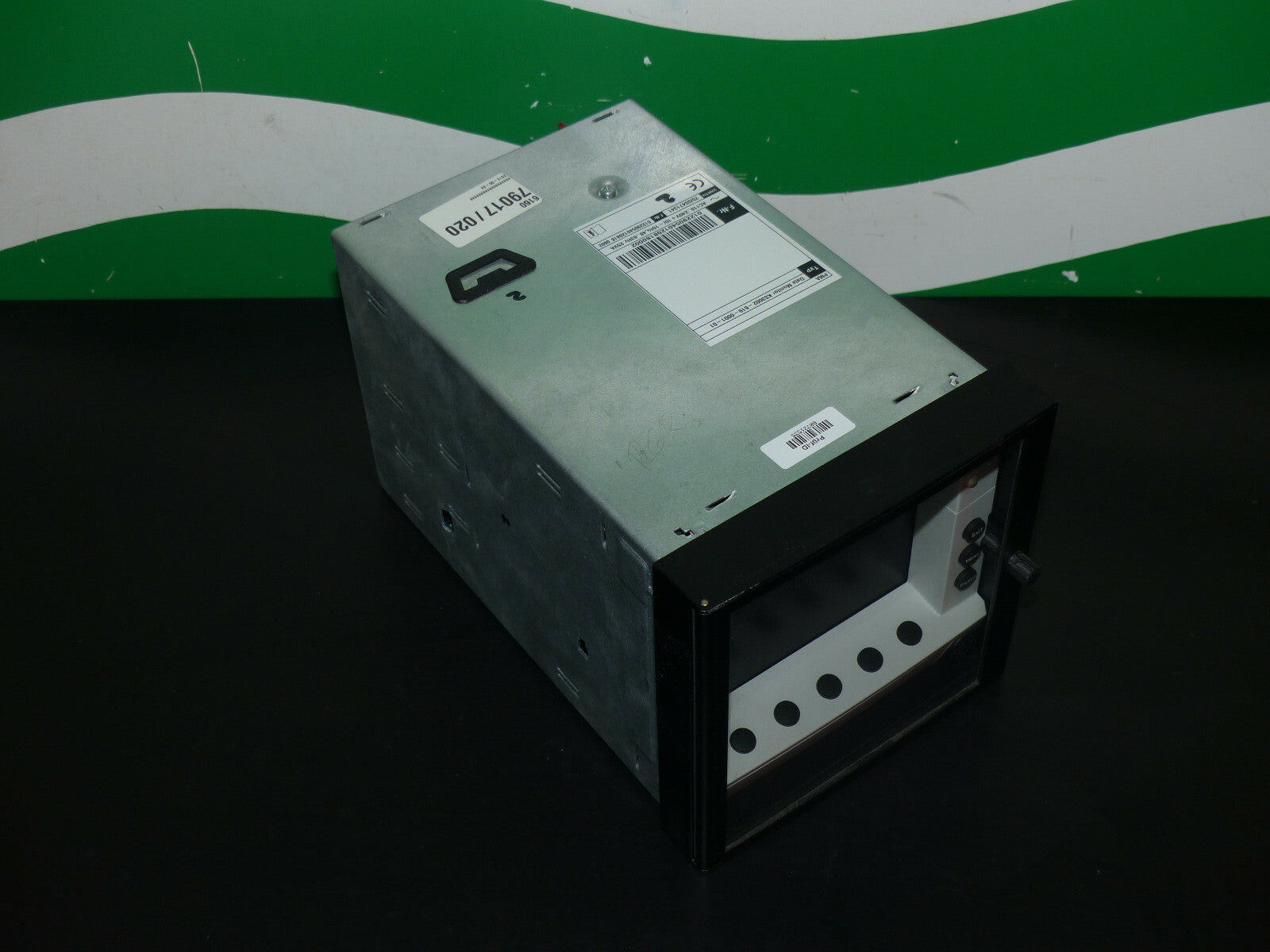 PMA Data Monitor KS3002-619-0001-01