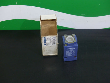 Telemecanique ZCK J11 s. Bilder