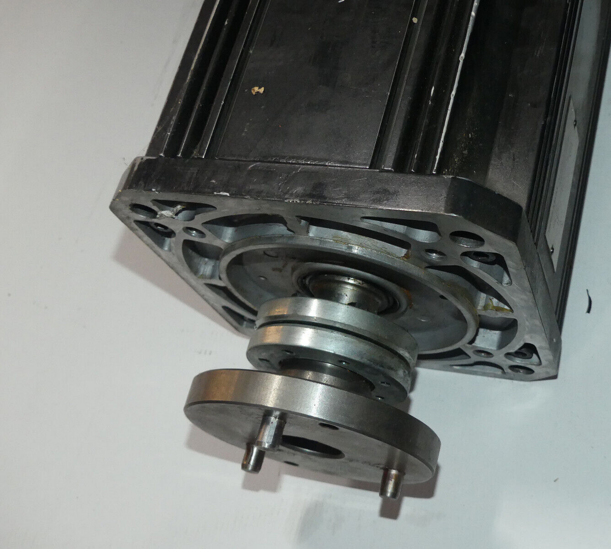 INDRAMAT MAC112B-0-GD-3-C/130-A-1/S014