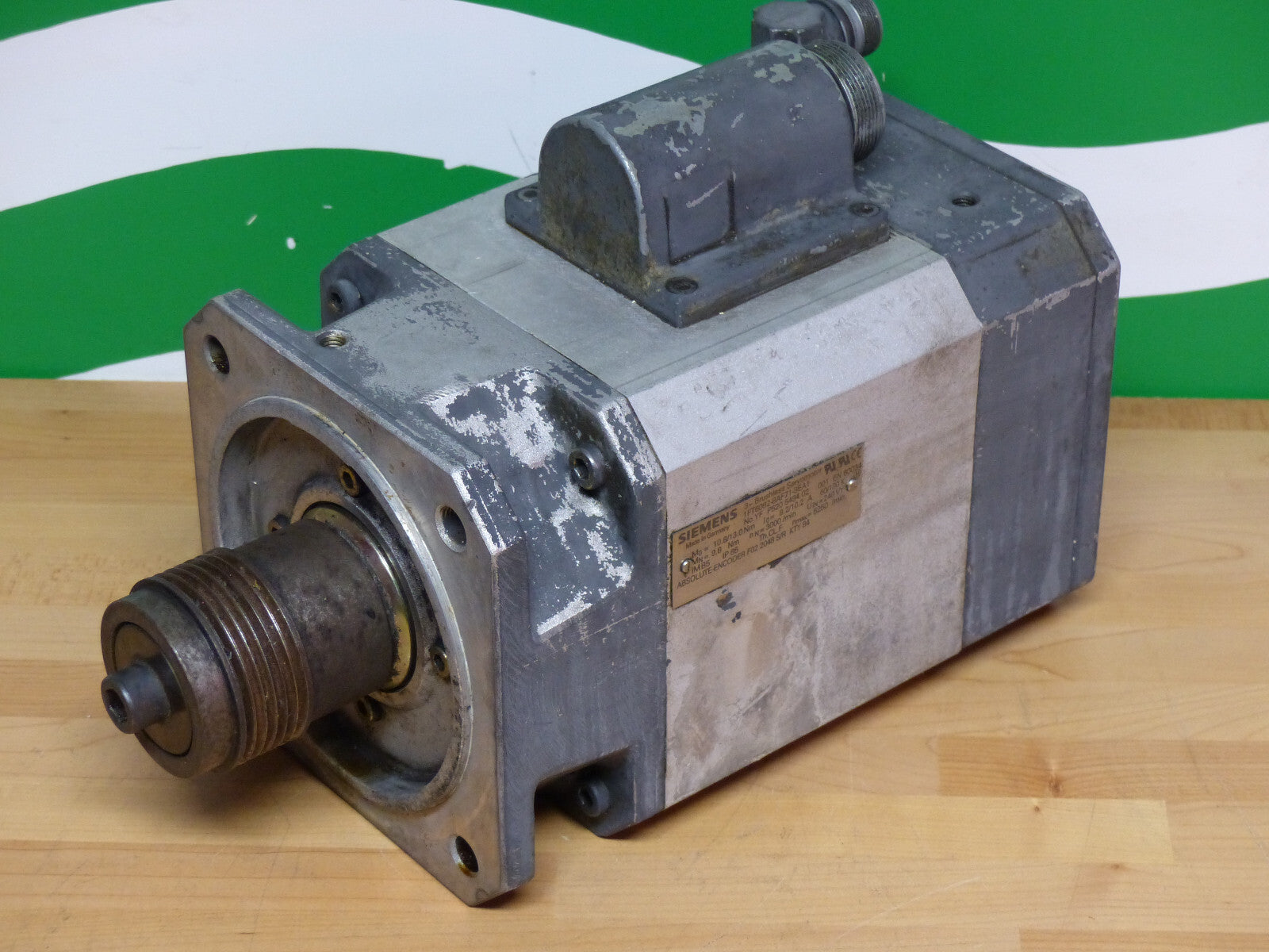 Siemens Servomotor 1FT6082-8AF71-3EA1  s.Bilder