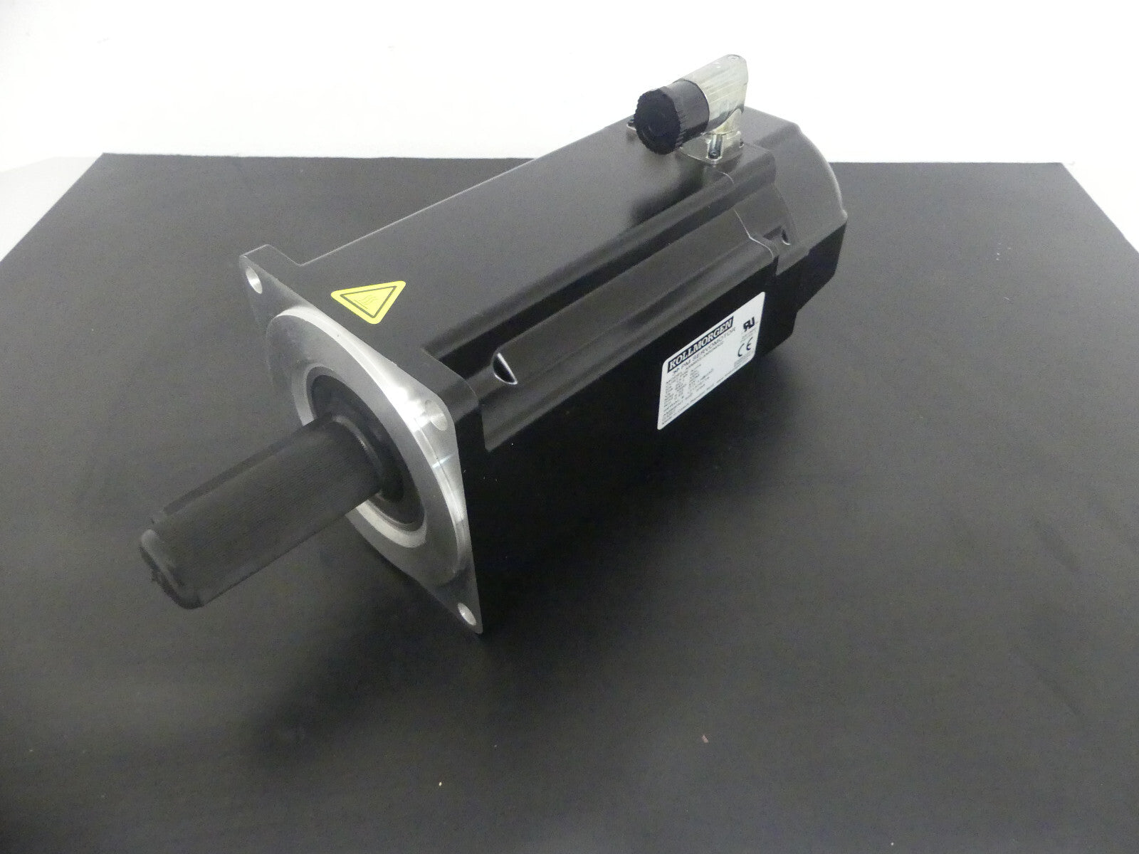 Kollmorgen AKM65S-ANR2MA02 s. Bilder