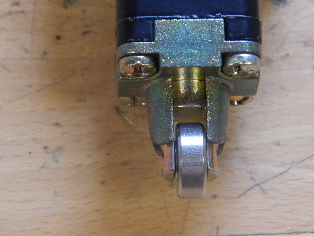  Siemens 3SE3120-8DV00-0AC2  Positionsschalter Unbenutzt