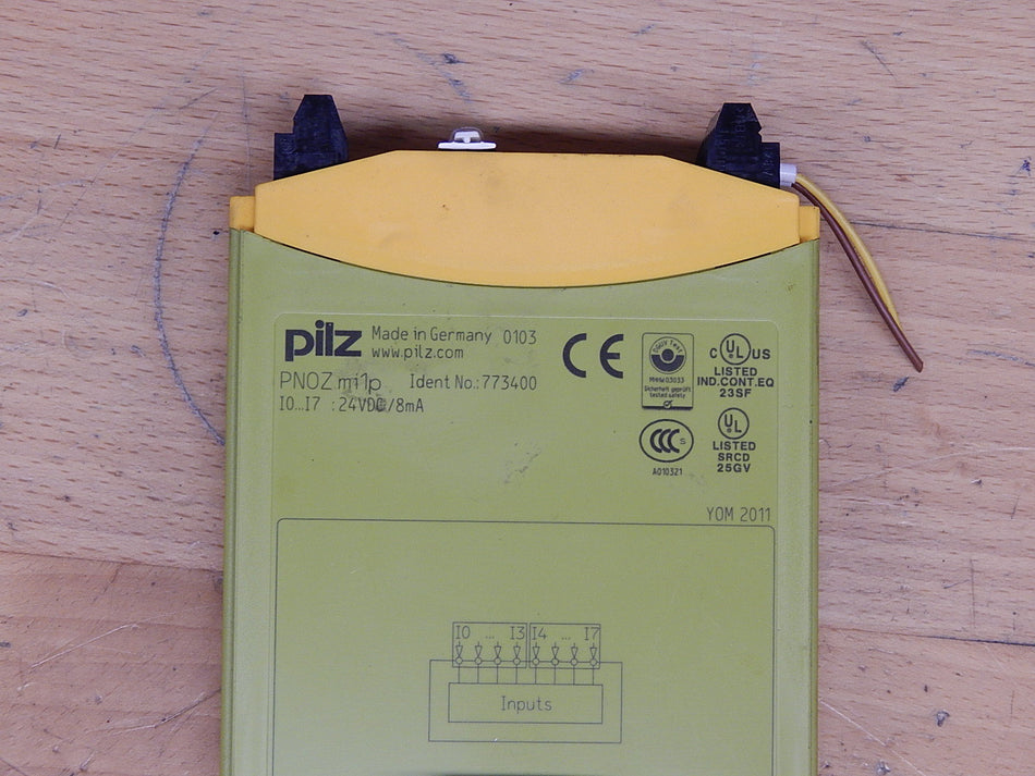 Pilz PNOZ mi1p //  PNOZmi1p  773400 Erweiterungsmodul  Used
