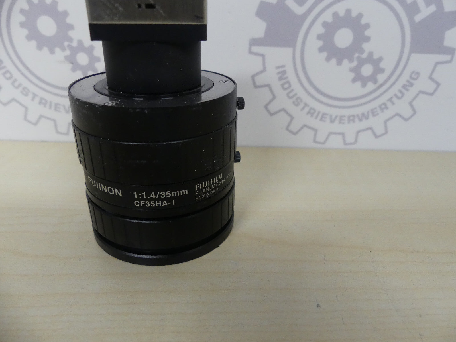 IDS UI-3370CP-M-GL R2 mit FUJINON CF35HA-1