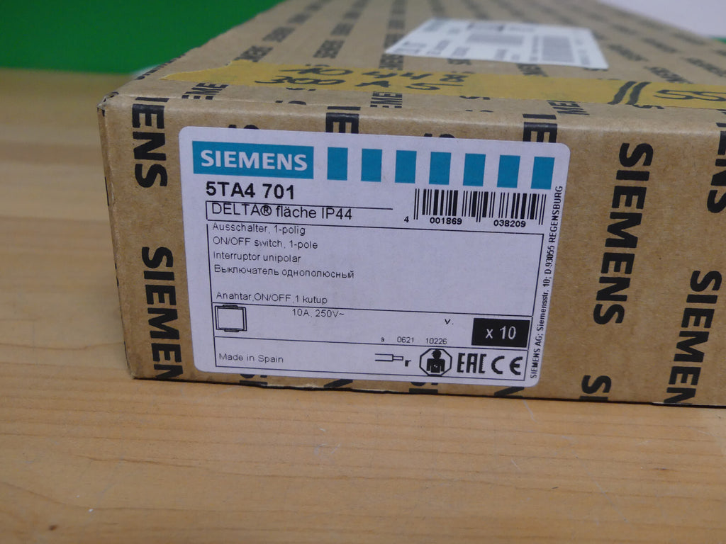 10 x Siemens Dig.Industr. AP IP44 Ausschalter 5TA4701 IP44