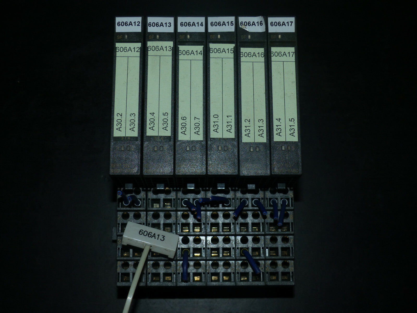 6x Siemens 6ES7 132-4BB01-0AB0