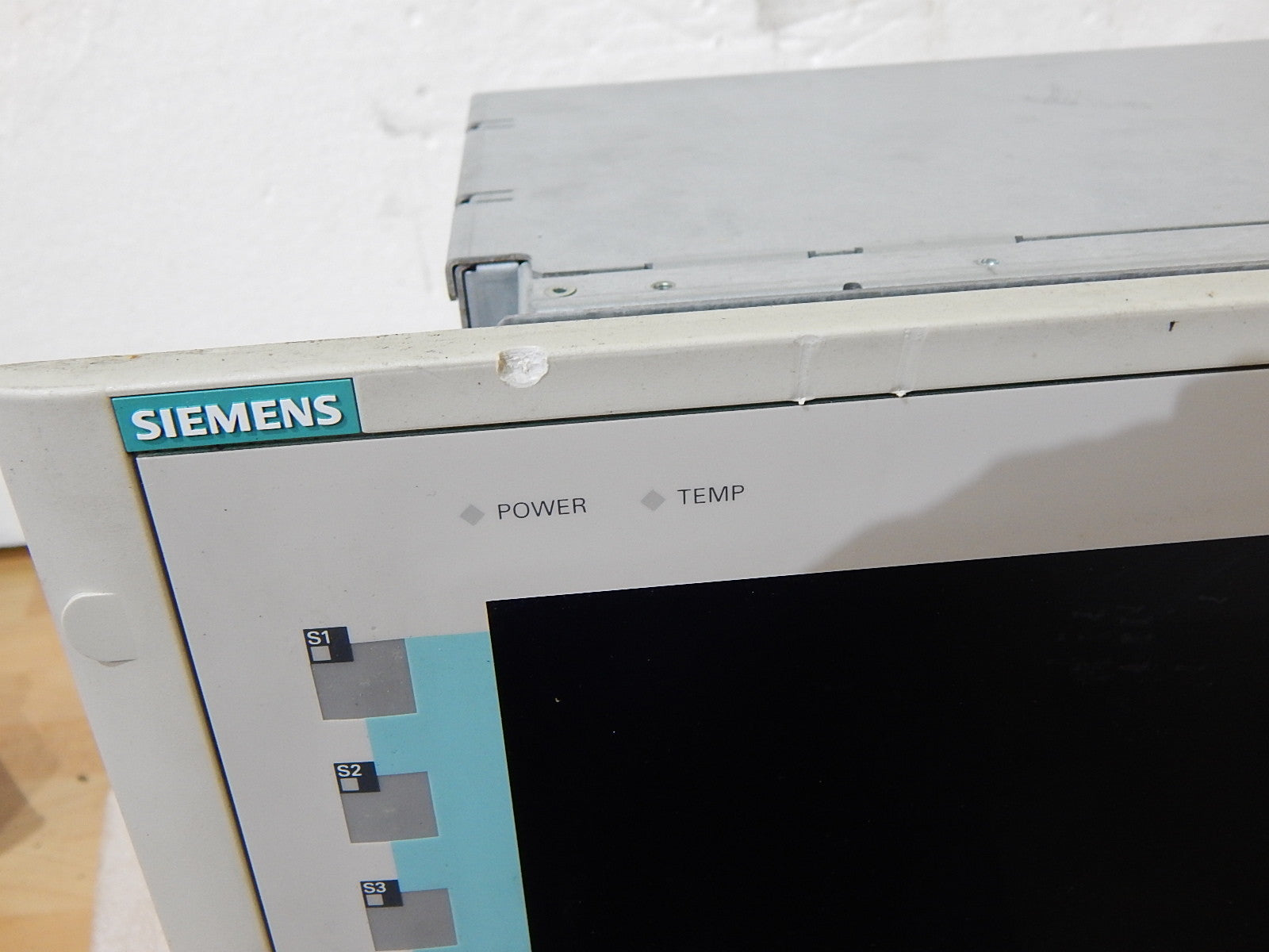 Siemens Simatic Panel PC 870   6AV7705-3DC00-0AD0 