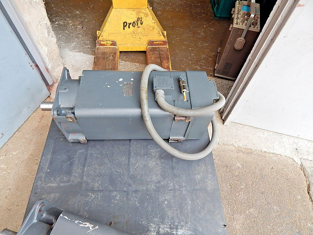 SIEMENS 3~Servomotor-Hauptspindelmotor 1PH6137-4NG46-Z Used