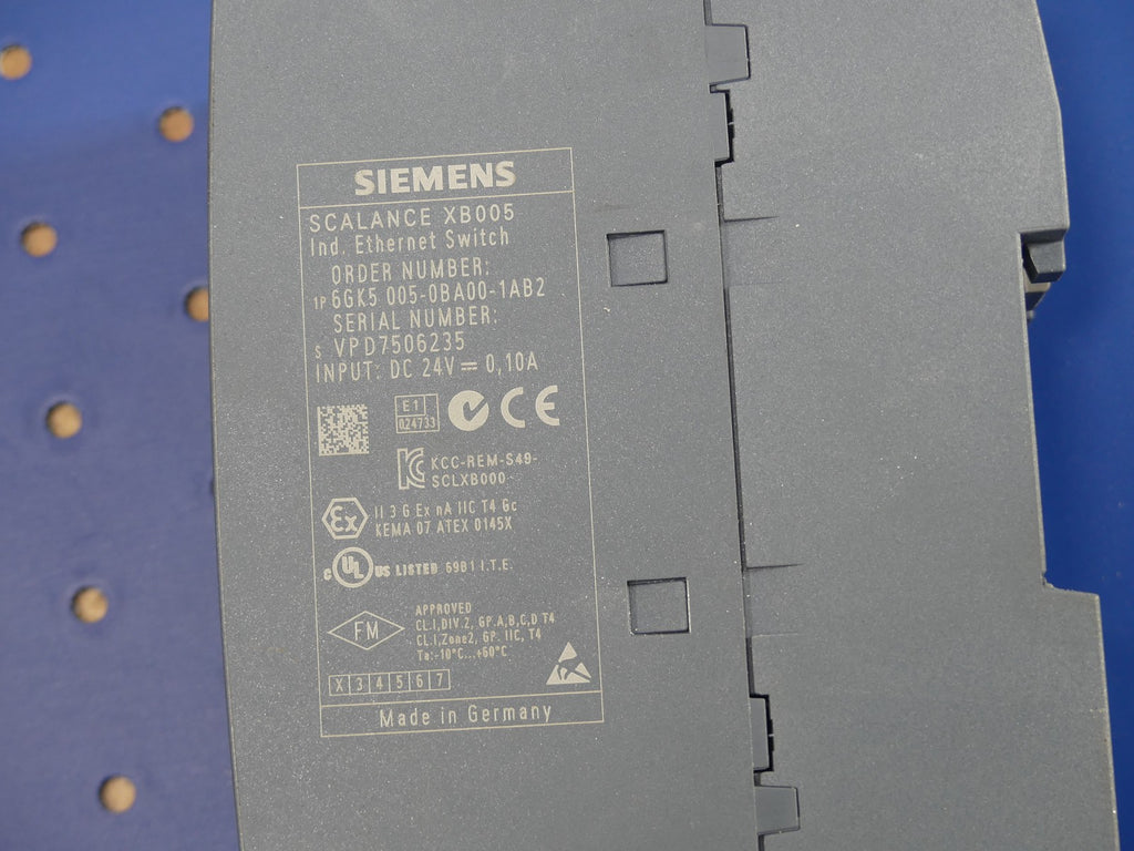 SIEMENS 6GK5005-0BA00-1AB2 / 6GK5 005-0BA00-1AB2