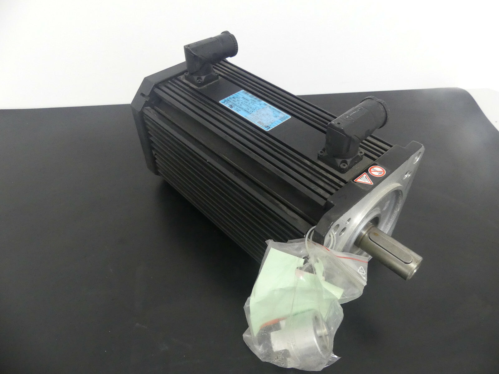 Lenze MCA 14L20-RS0B0-N24R-ST5S00N-R0SU