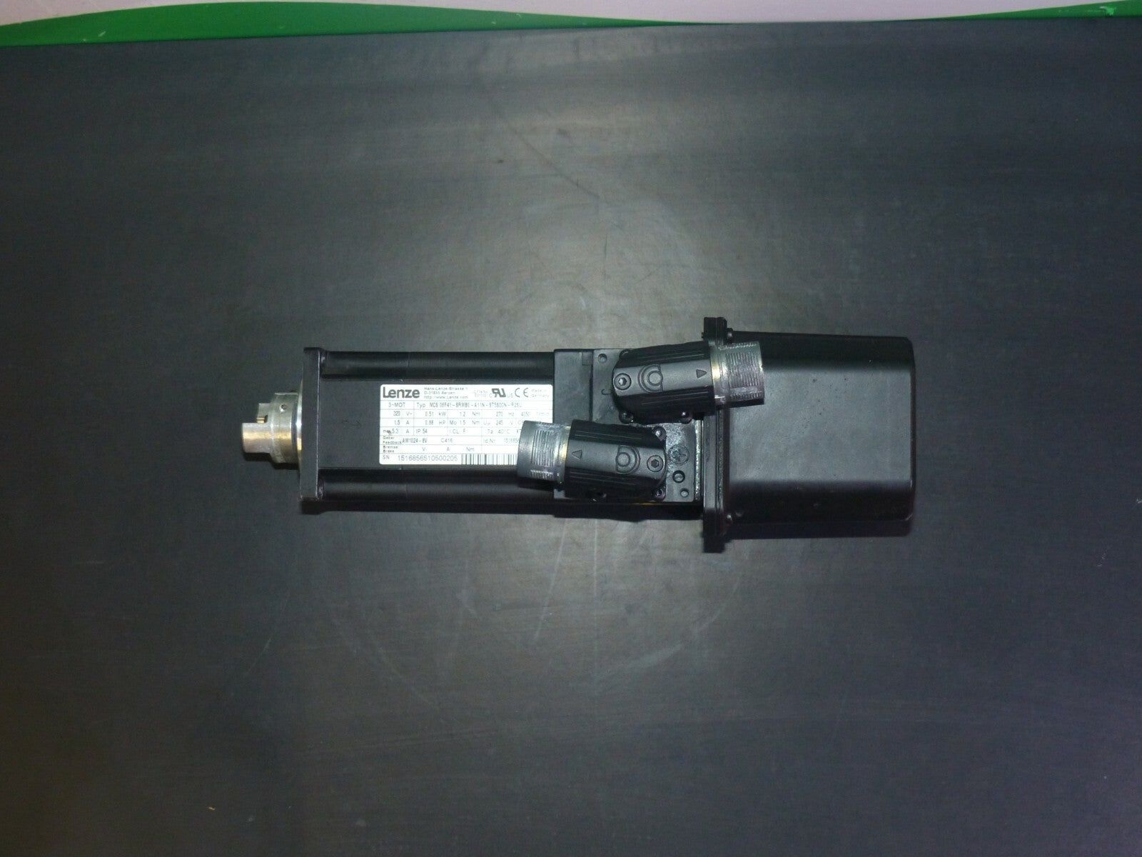 Lenze MCS 06F41-SRMB0-A11N-ST5S00N-R2SU