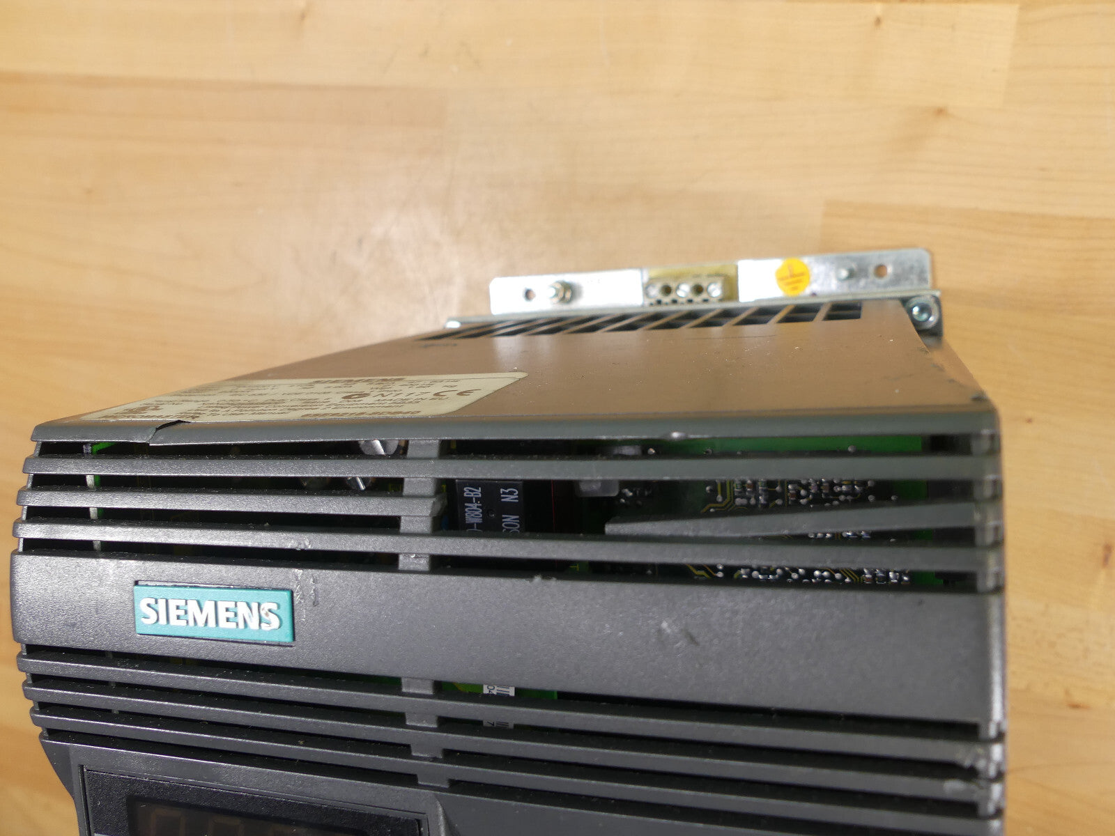 Siemens 6SE9215-8DB40 Micromaster  (leicht beschädigt) + 6se3290-0db87-0fa3