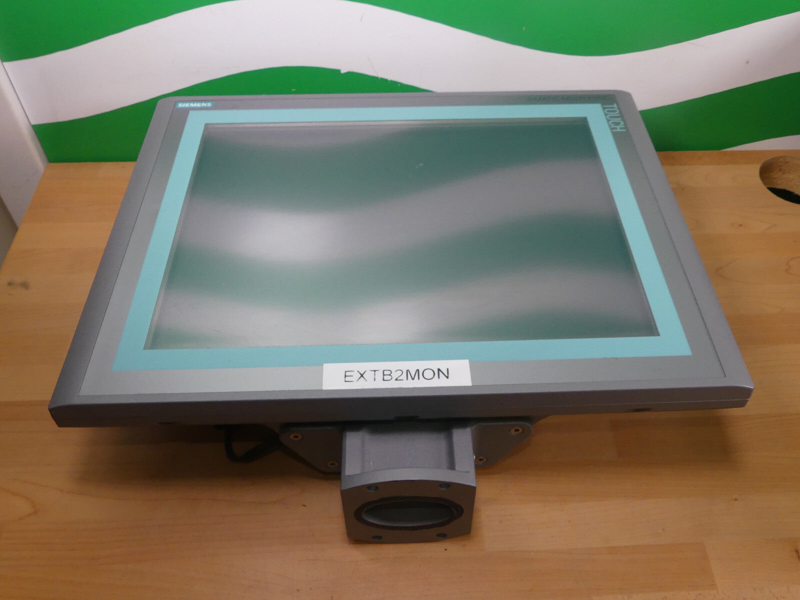 Siemens 6AV6 644-2AB01-2AX0   6AV6644-2AB01-2AX0