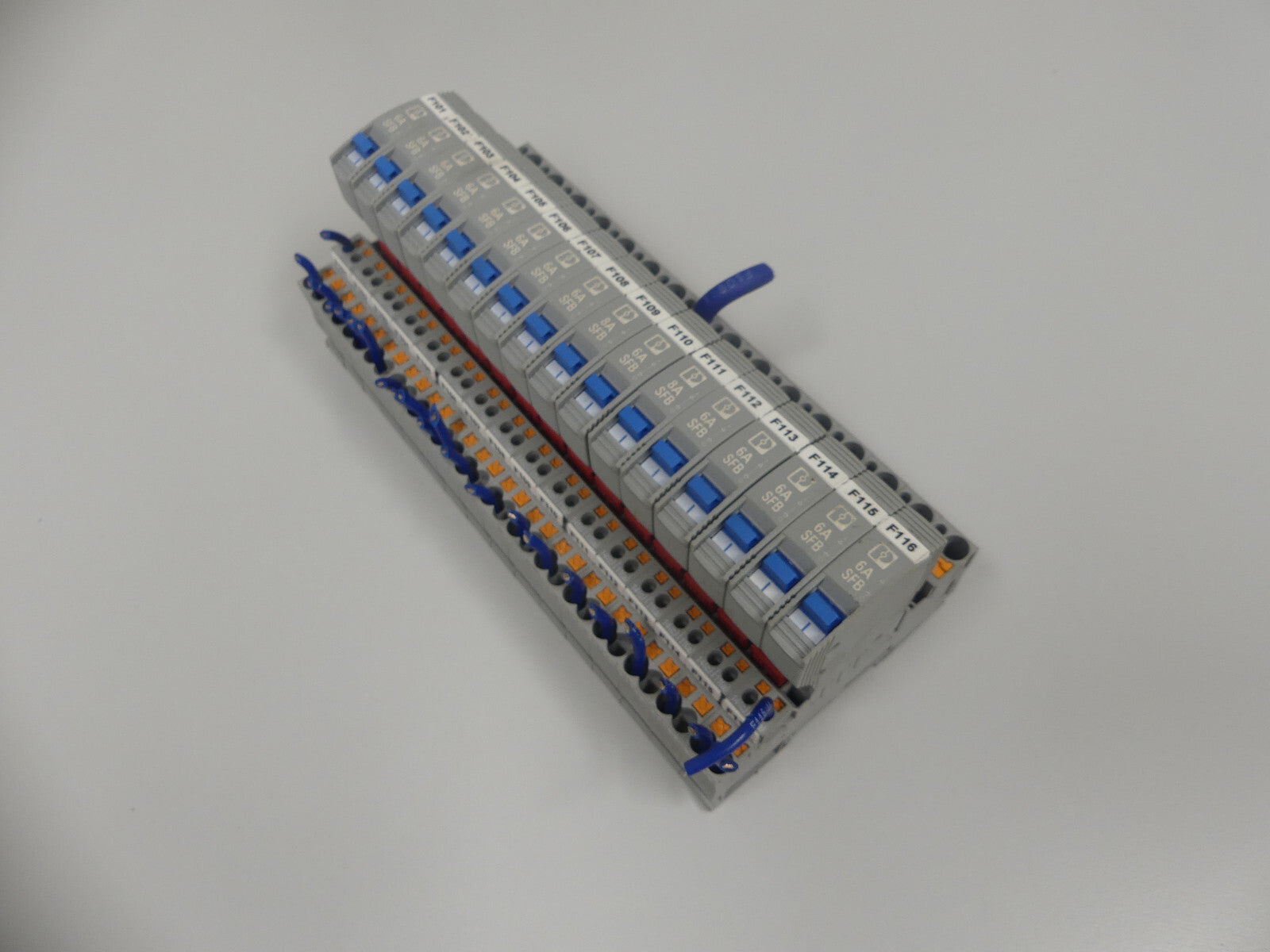 16x Phoenix Contact CB TM1 6A SFB P