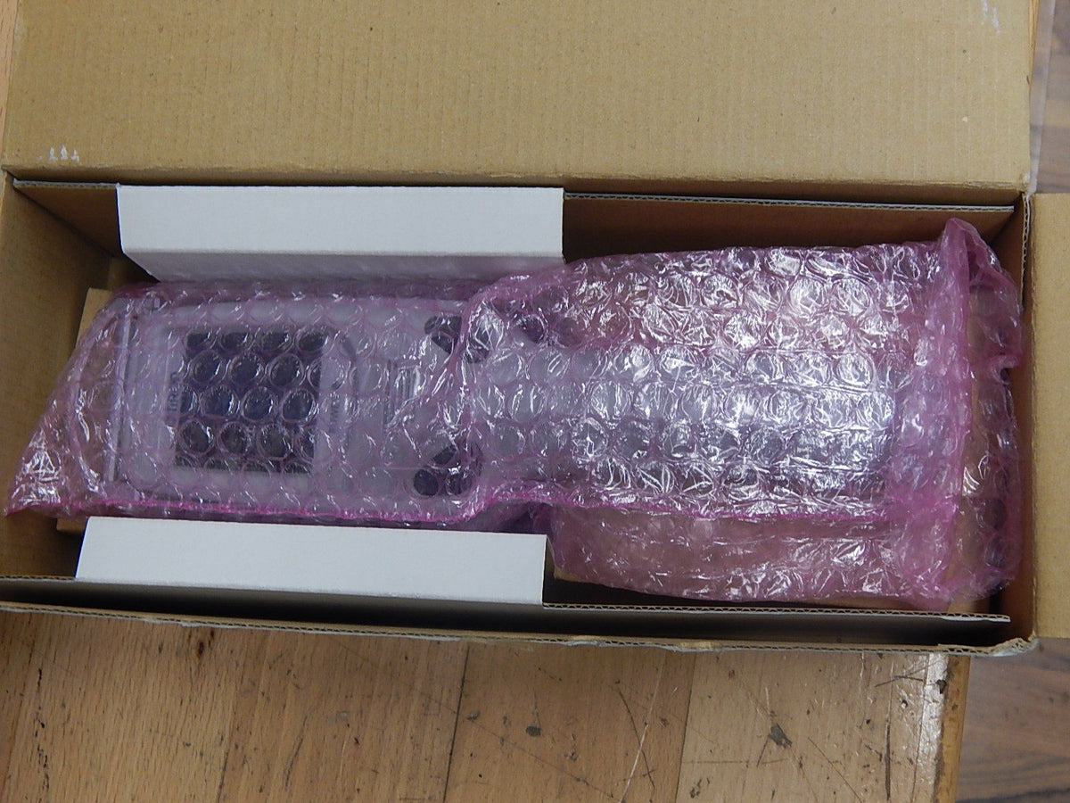 OMRON 2D Code Reader   V400-H211 New