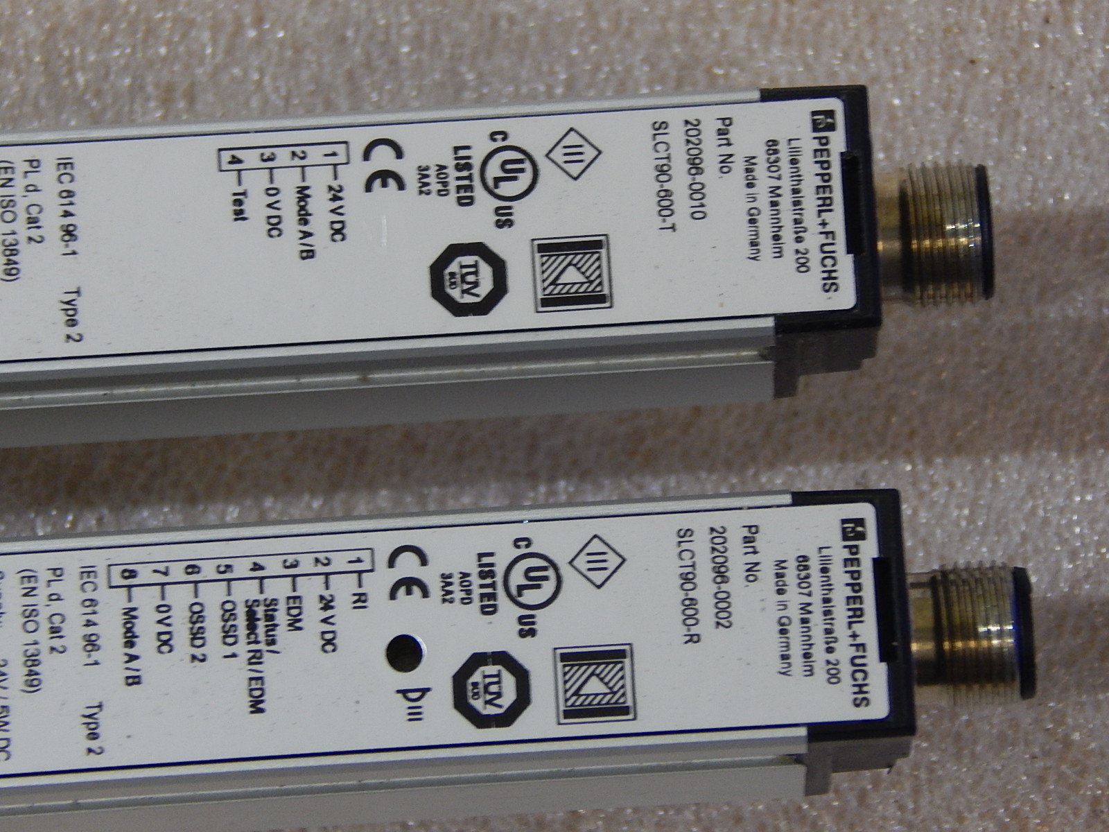 Pepperl + Fuchs  SLCT90-600-T + SLCT90-600-R  s.Bitte Bilder