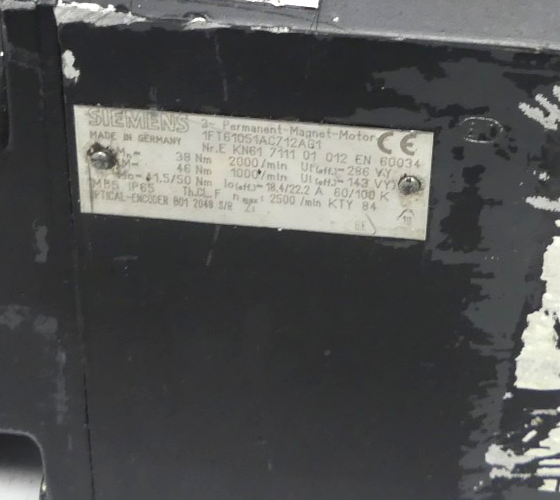 SIEMENS 1FT6105-1AC71-2AG1   1FT61051AC712AG1 Servomotor