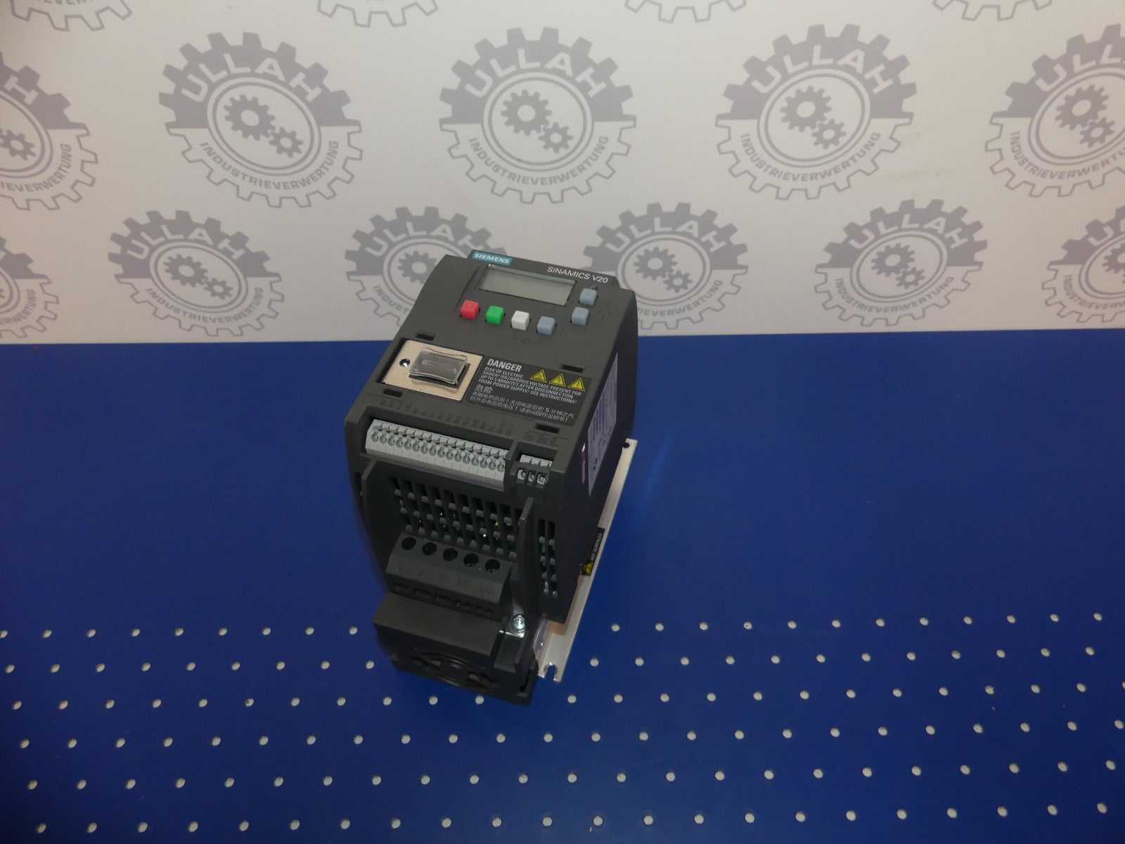 Siemens 6SL3210-5BE22-2CV0