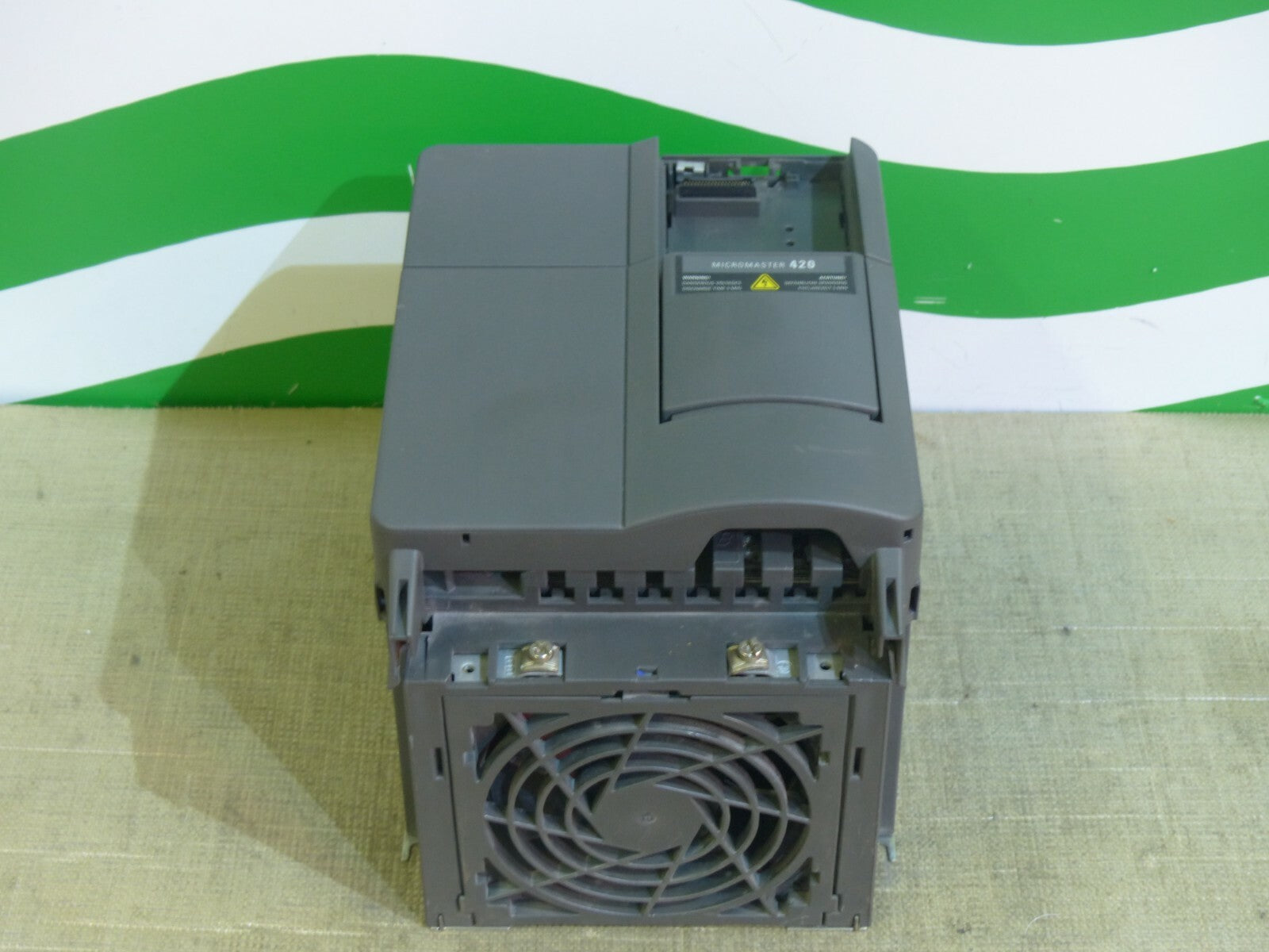 SIemens Micromaster 420 6SE6420-2AB23-0CA1