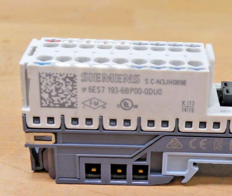Siemens Simatic S7 6ES7 193-6BP00-0DU0  6ES7193-6BP00-0DU0
