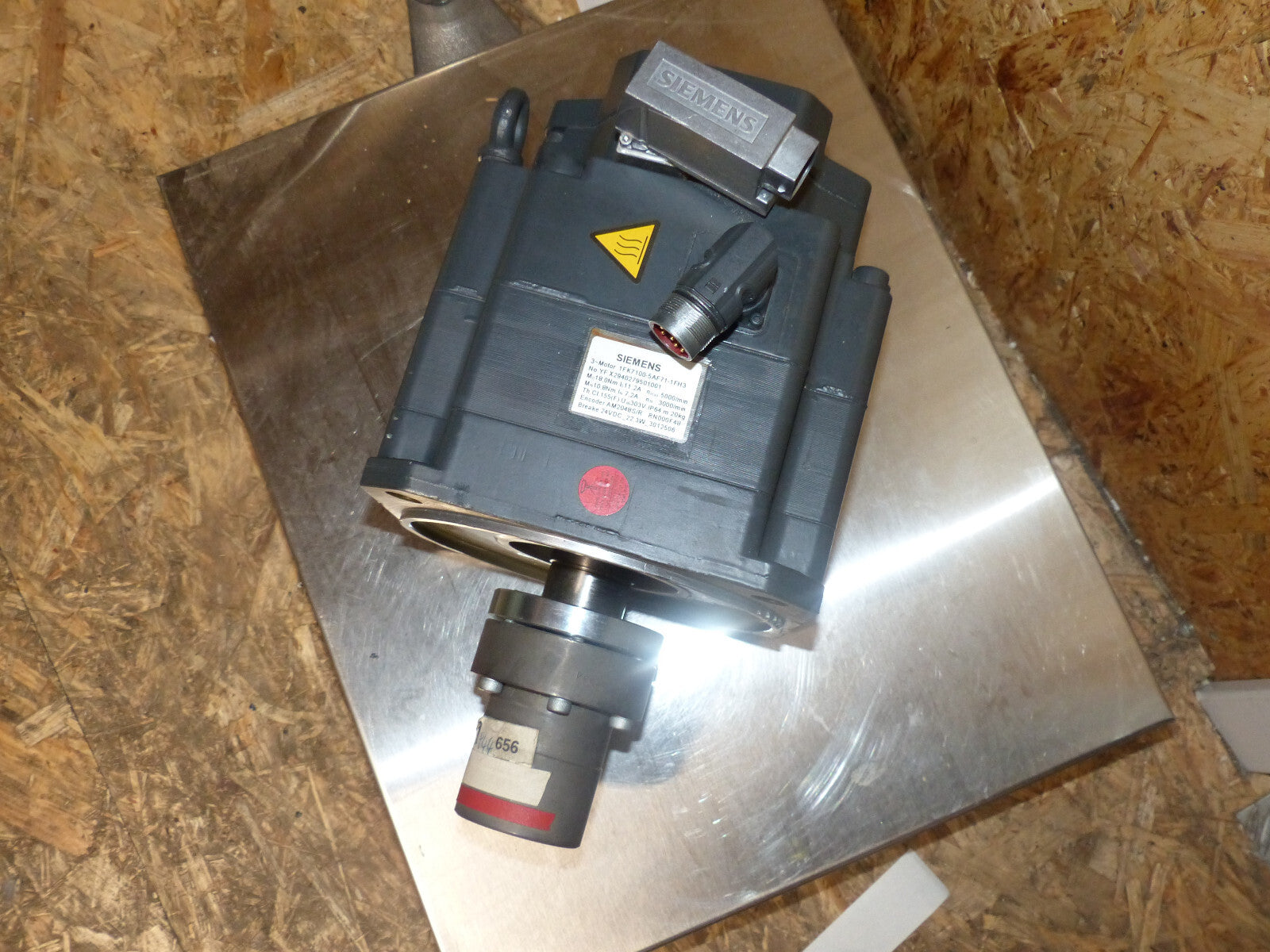 SIEMENS 1FK7100-5AF71-1FH3   1FK71005AF711FH3 used s.Bilder