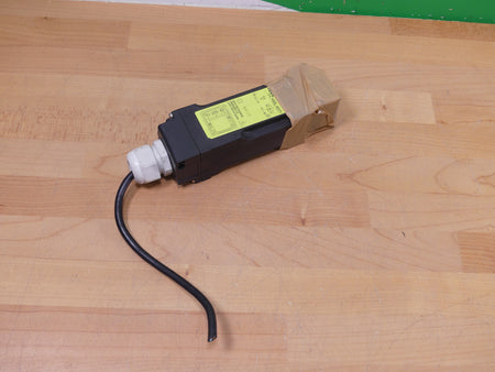 IDEC Electromagnetic Safety Switch HS5L-XD7Y4M