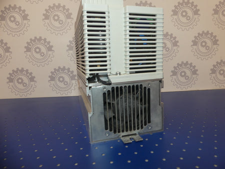 Lenze EVF8217-E - Leicht beschädigt