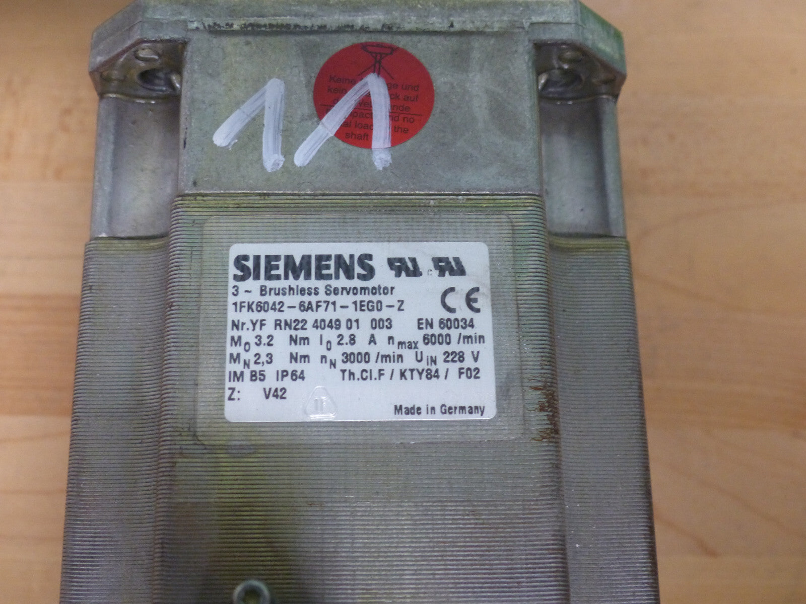 SIEMENS 1FK6042-6AF71-1EG0-Z  1FK60426AF711EG0Z Nezewertig s.Bilder