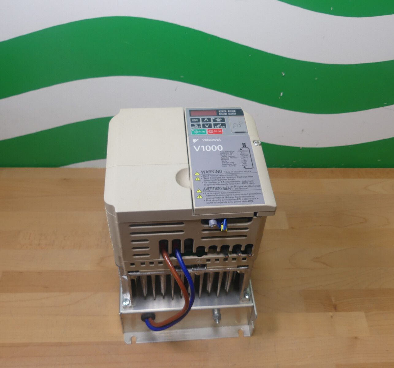 YASKAWA V1000 CIMR-VCBA0012BAA