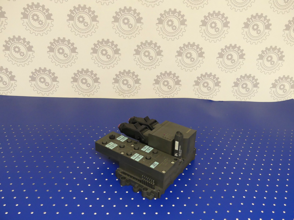 2x Siemens 6ES7 141-1BF01-0AB0 / 6ES7141-1BF01-0AB0