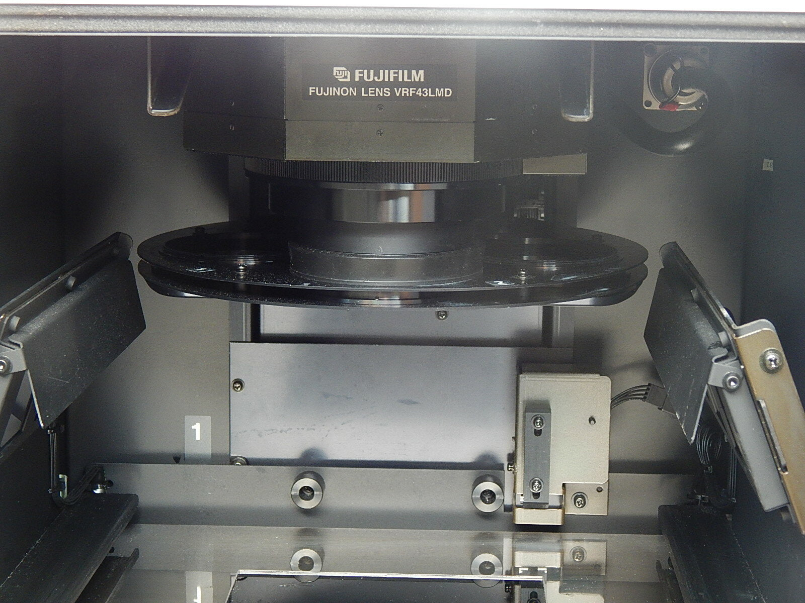 Fuji film LAS-3000 IDX4     Fujifilm LAS-3000 IDX4