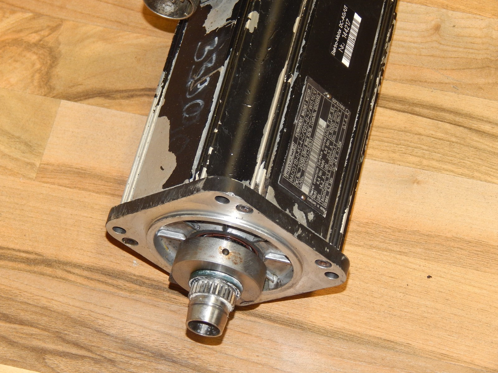 Indramat MAC 071B-0-KS-4-C/095-B-2/WI516LV  Used