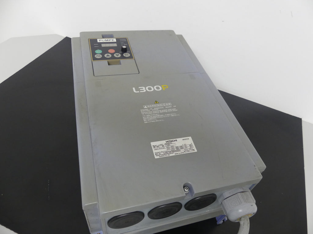 Frequenzumrichter Hitachi L300P - 300HFE2 s.Bilder