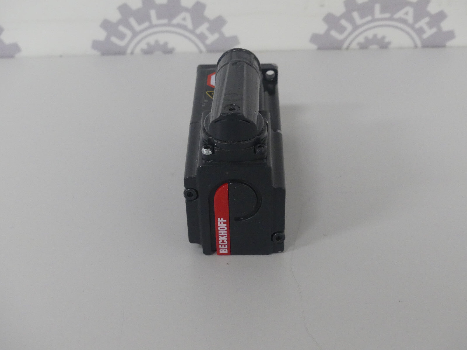 Beckhoff AM8111-0F20-0000