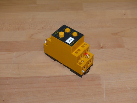 Selectron DZU40 Relais used s.Bilder