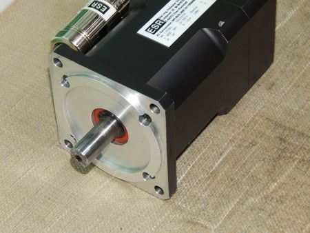 ESR AC-Servomotor MR 6939.3242 SN.105089945 / SBL3-0130 