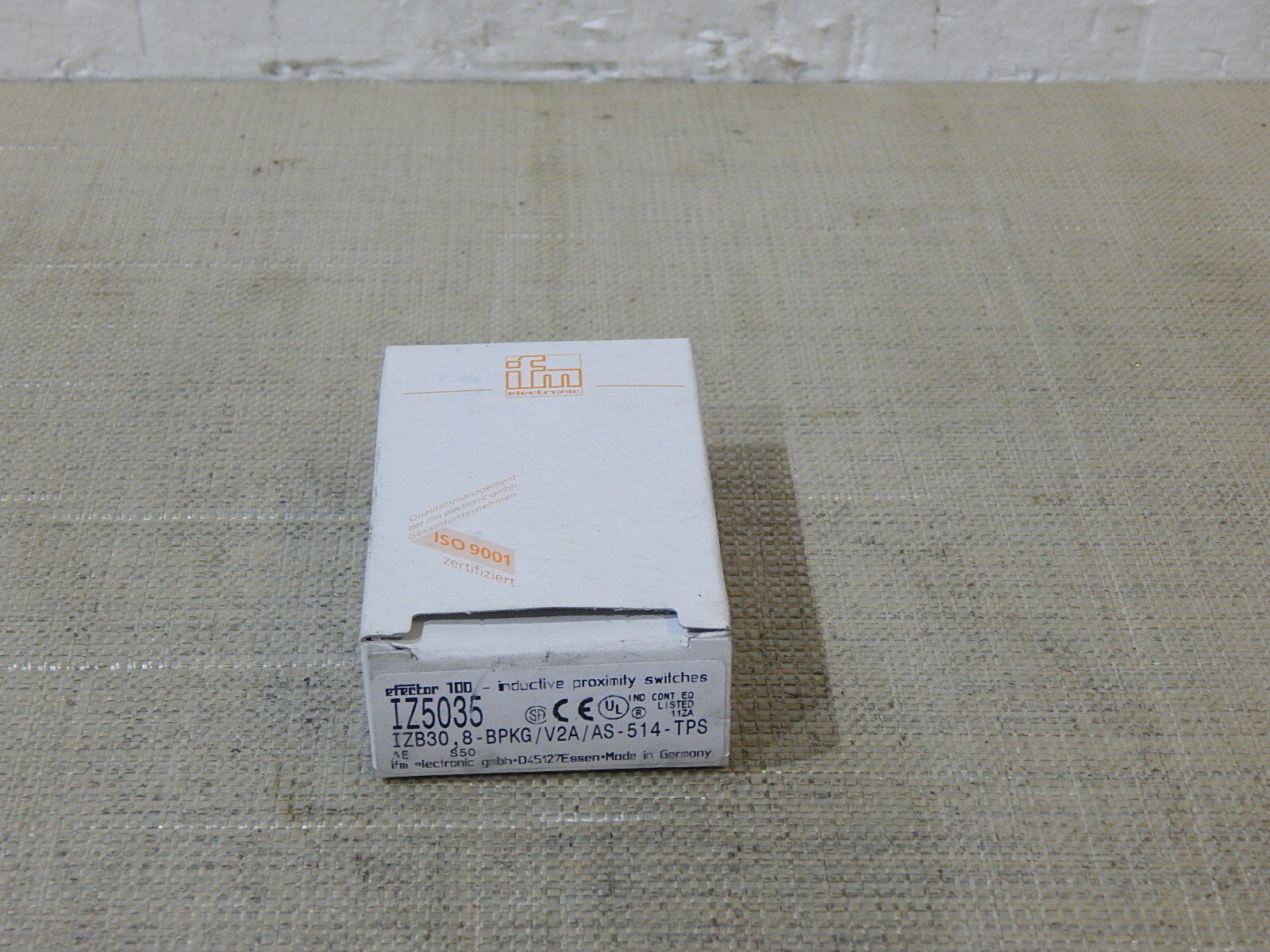 Ifm Electronic Sensor  IZ5035 Induktiv Sensor  s.Bilder