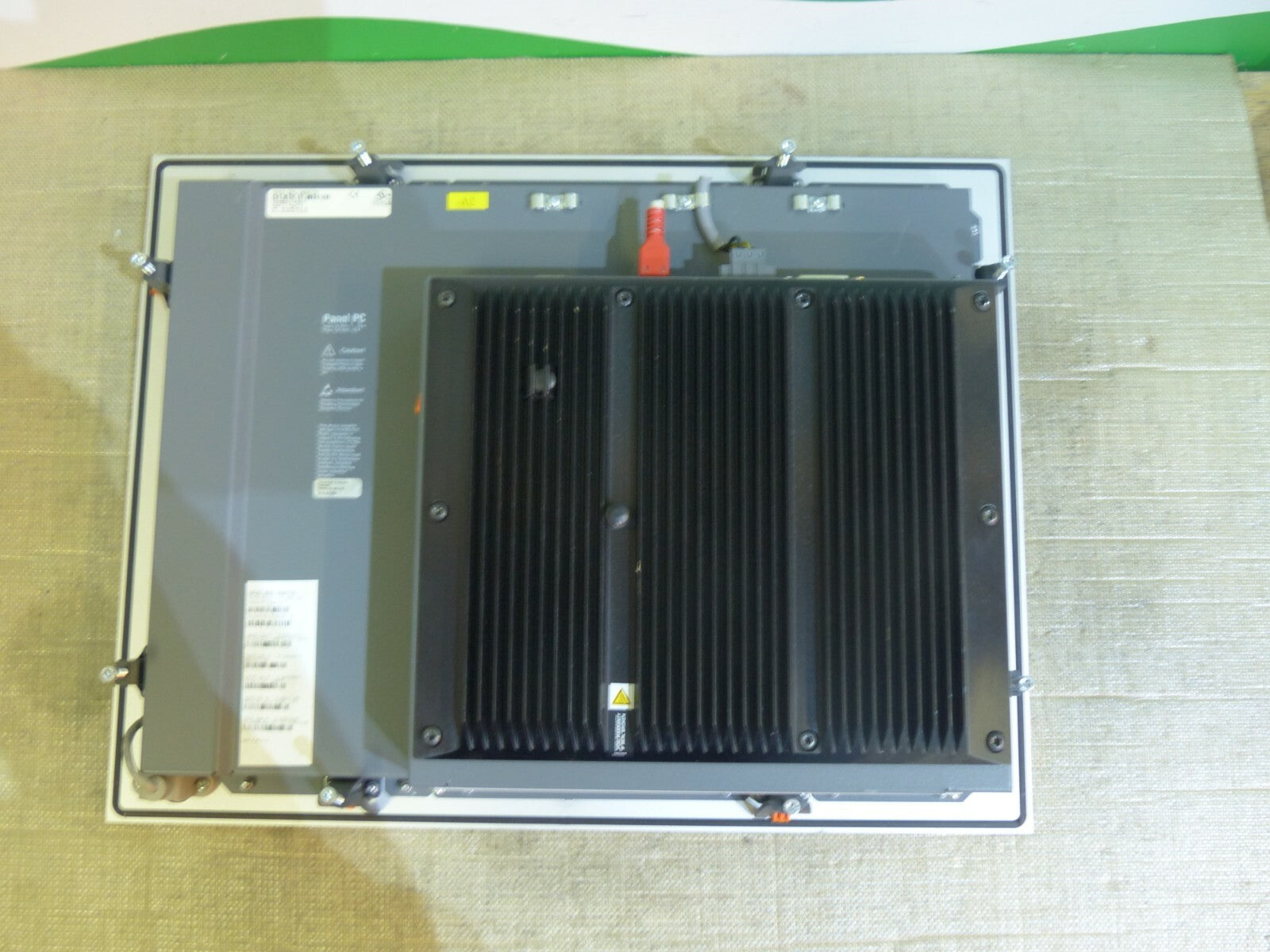 Panel PC 5P62:BMW-06ATOM