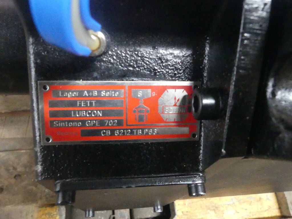 AKH asychron motor UHMD 162 2y-2