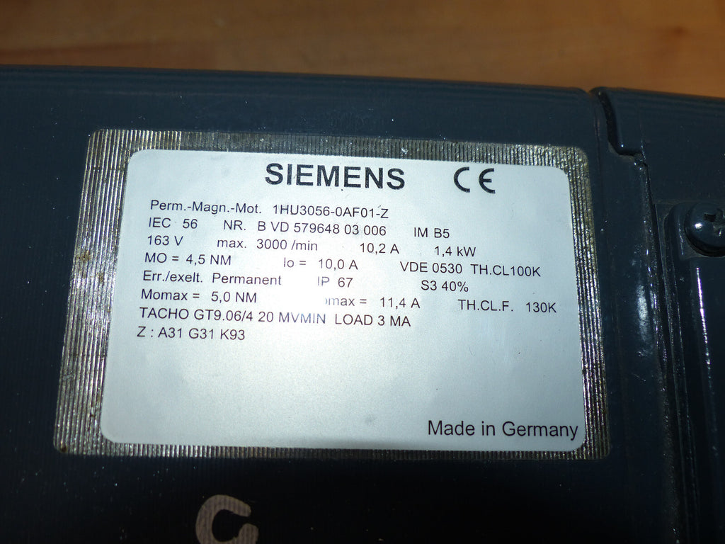 Siemens 3~Permanent Magnet Motor  1 HU3056-0AF01-Z  Used