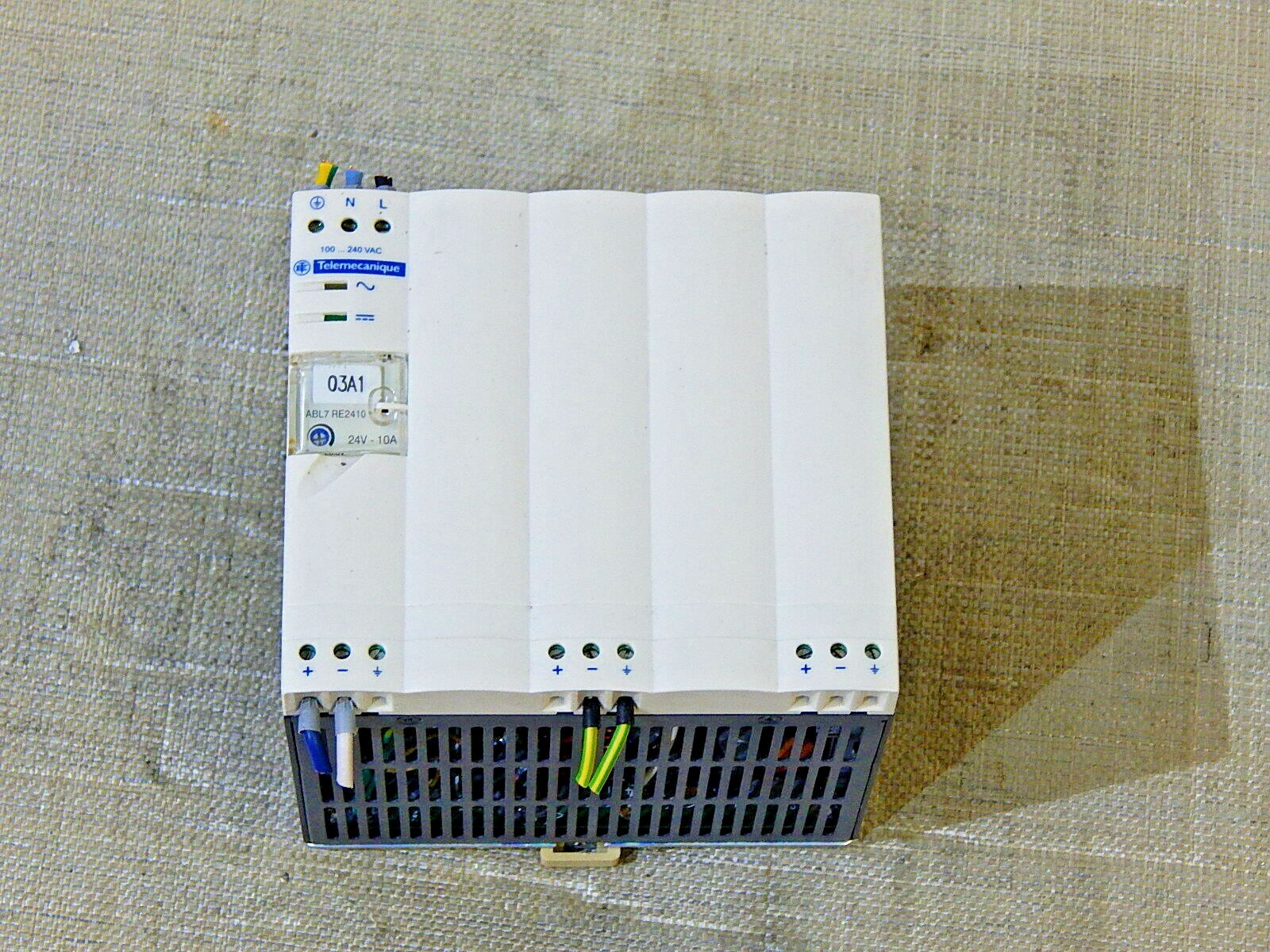  ABL7 RE2410 Telemecanique ABL7RE2410 used 