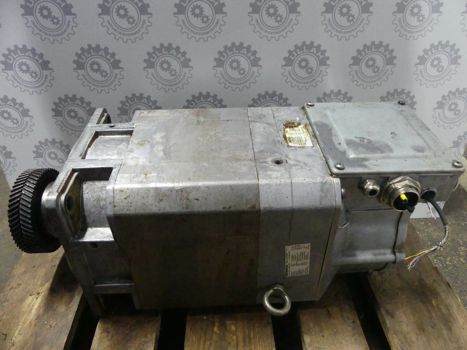 Siemens 1PH7133-2NG02-0CJ0