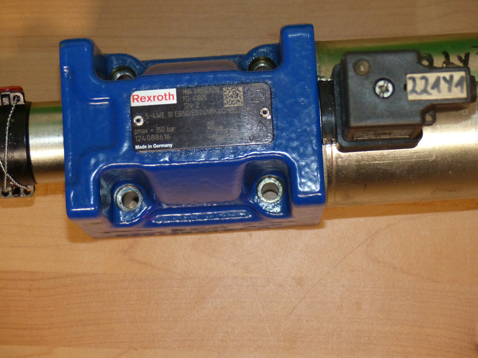 Rexroth  5-4WE 10 EB50/EG24N8K4QMBG24/M