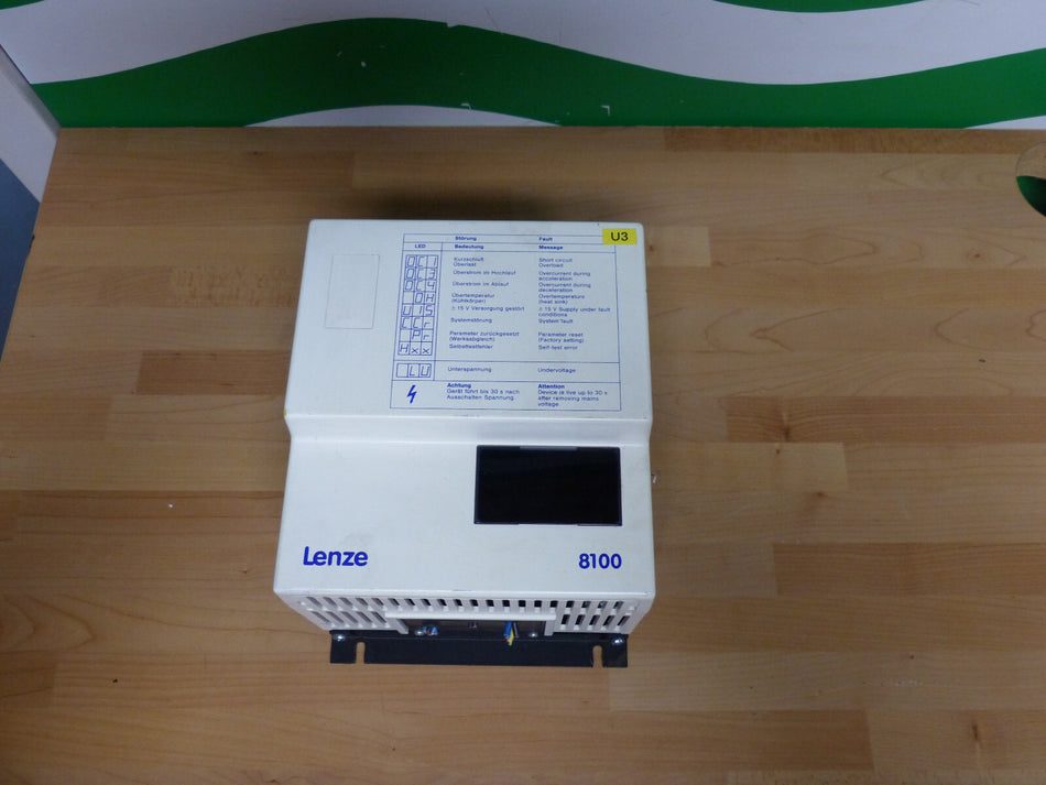 Lenze Frequenzumrichter 8100 8103_E.4K.12