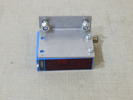 SICK WE24-2B430 2021145 DC10-30V Lichtschranke  Neuwertig 